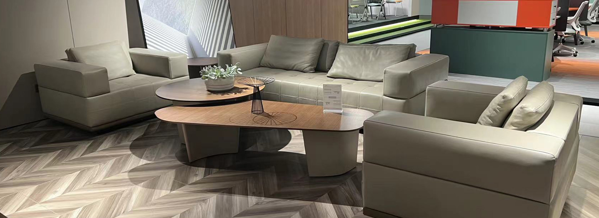 Showroom4
