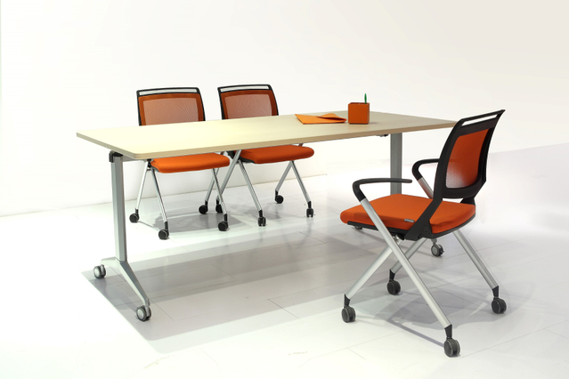Movable Foldable Training Table DM81