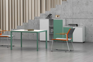 Ranka Square Discussion Table